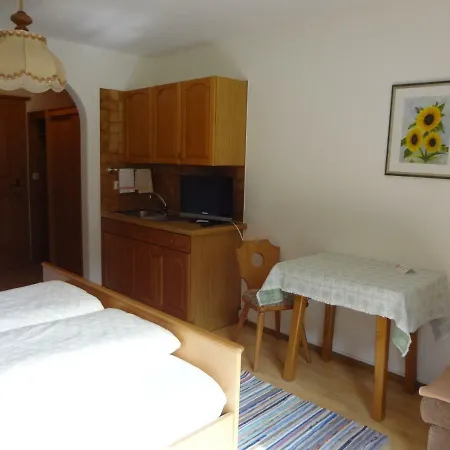 Haus Bergheimat Guest house